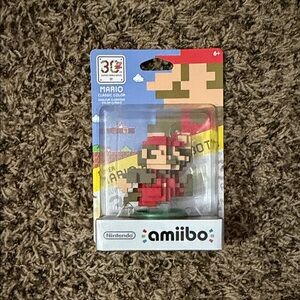 Nintendo amiibo Mario Classic Pixel Figure Red and Green. 30th Anniversary
